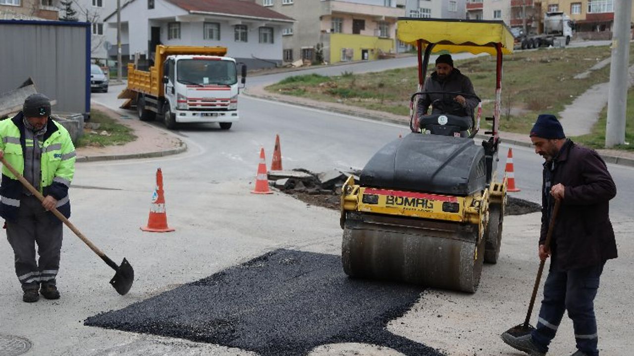 Çayırova'da asfalt yama seferberliği