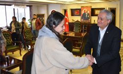 'Bizim Kızlar'dan Başkan Bakkalcıoğlu'na ziyaret